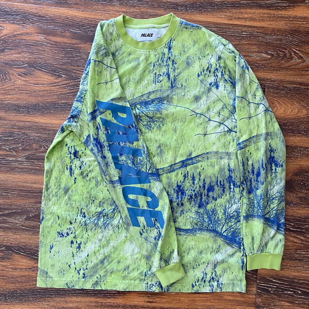 Palace Real tee fishing L/S